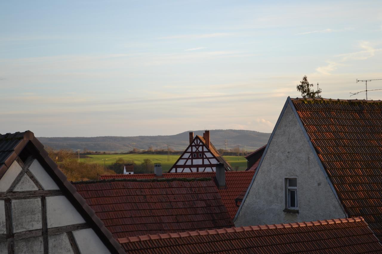 Hotel-Gasthof Rotes Ross Markt Einersheim Экстерьер фото