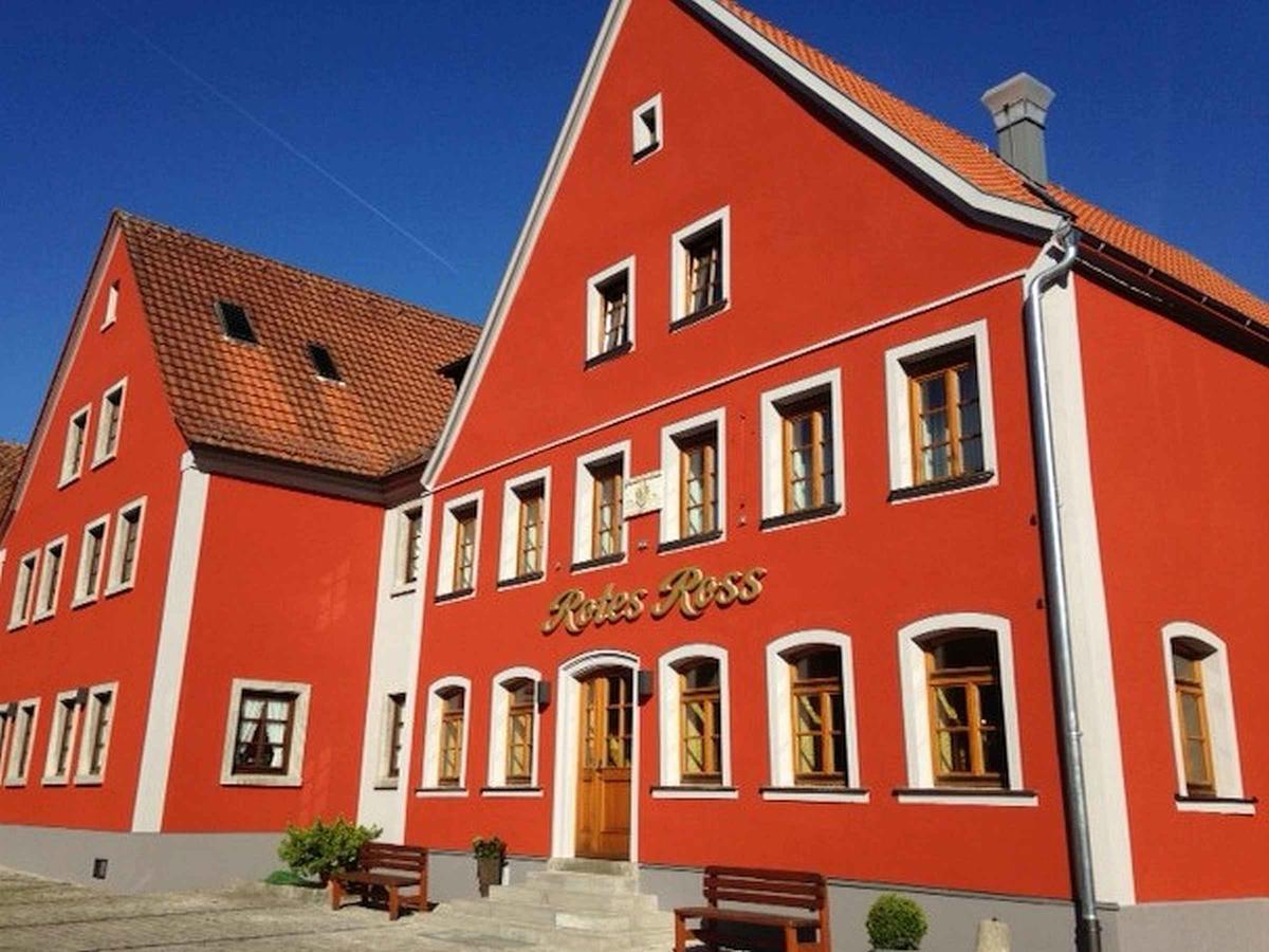 Hotel-Gasthof Rotes Ross Markt Einersheim Экстерьер фото